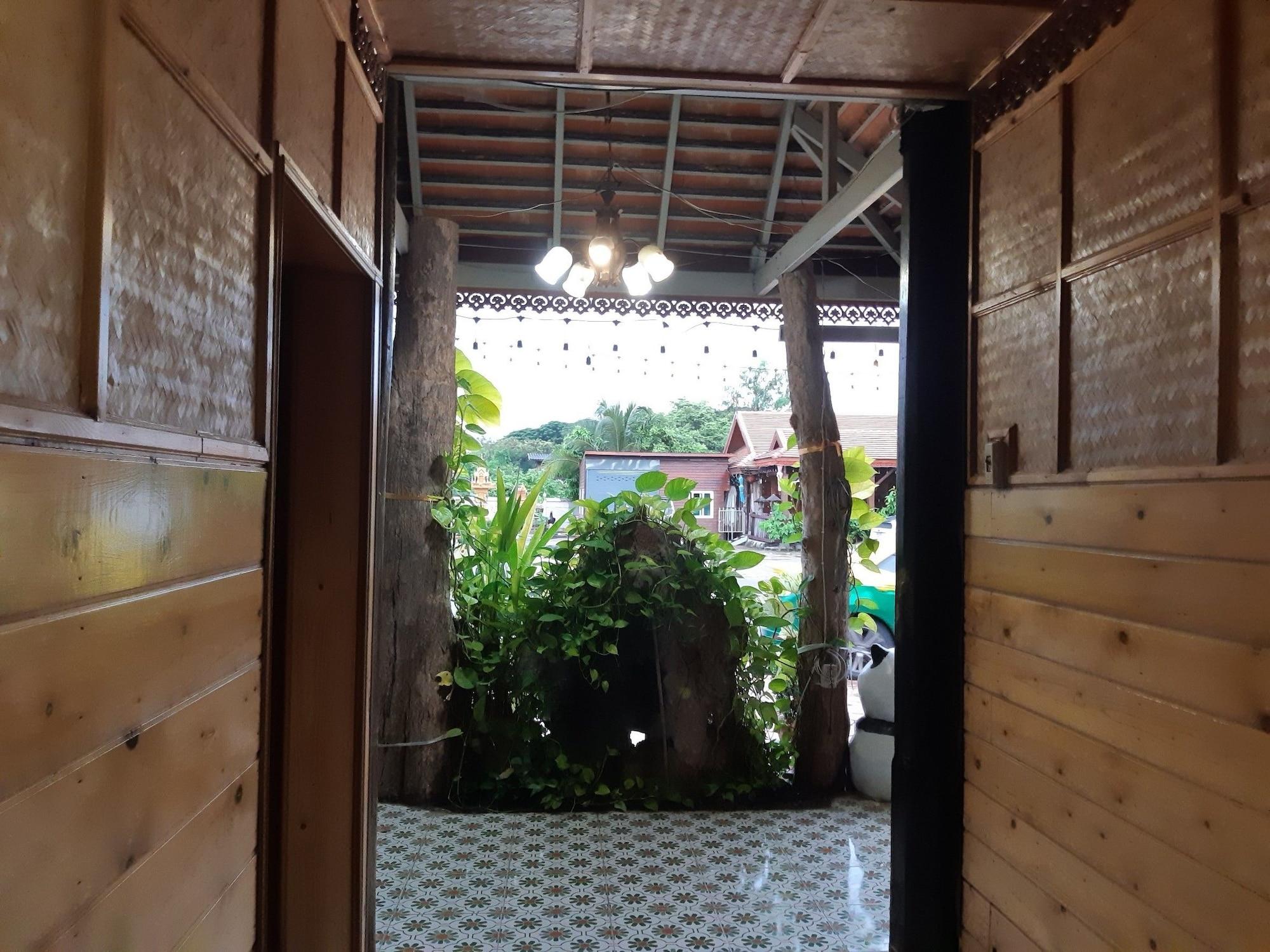 Montri Resort Donmuang Banguecoque Exterior foto
